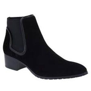 Donald J Pliner Dyla Bootie